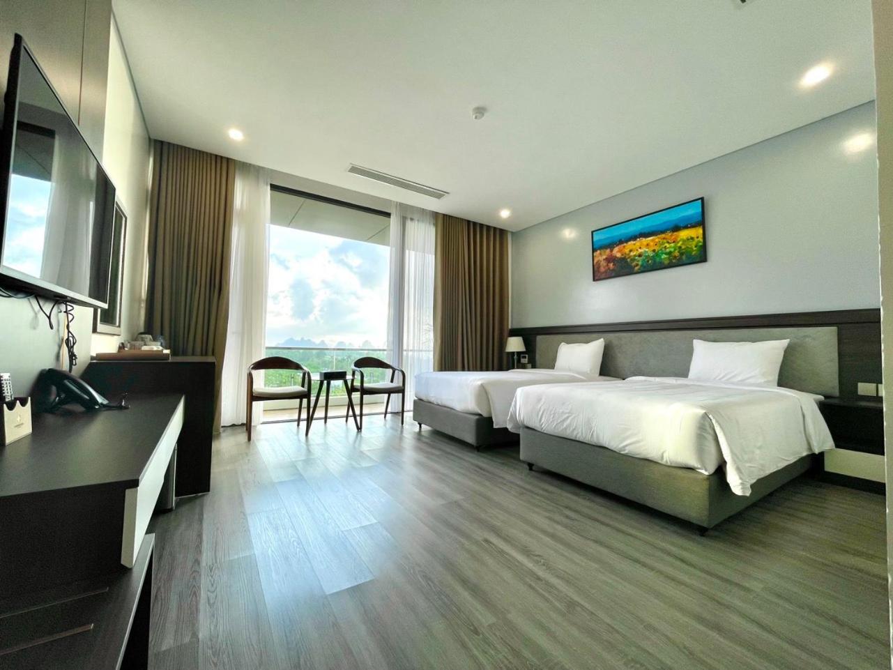 Diamond Hotel Vân Đồn Cam Pha Exterior foto