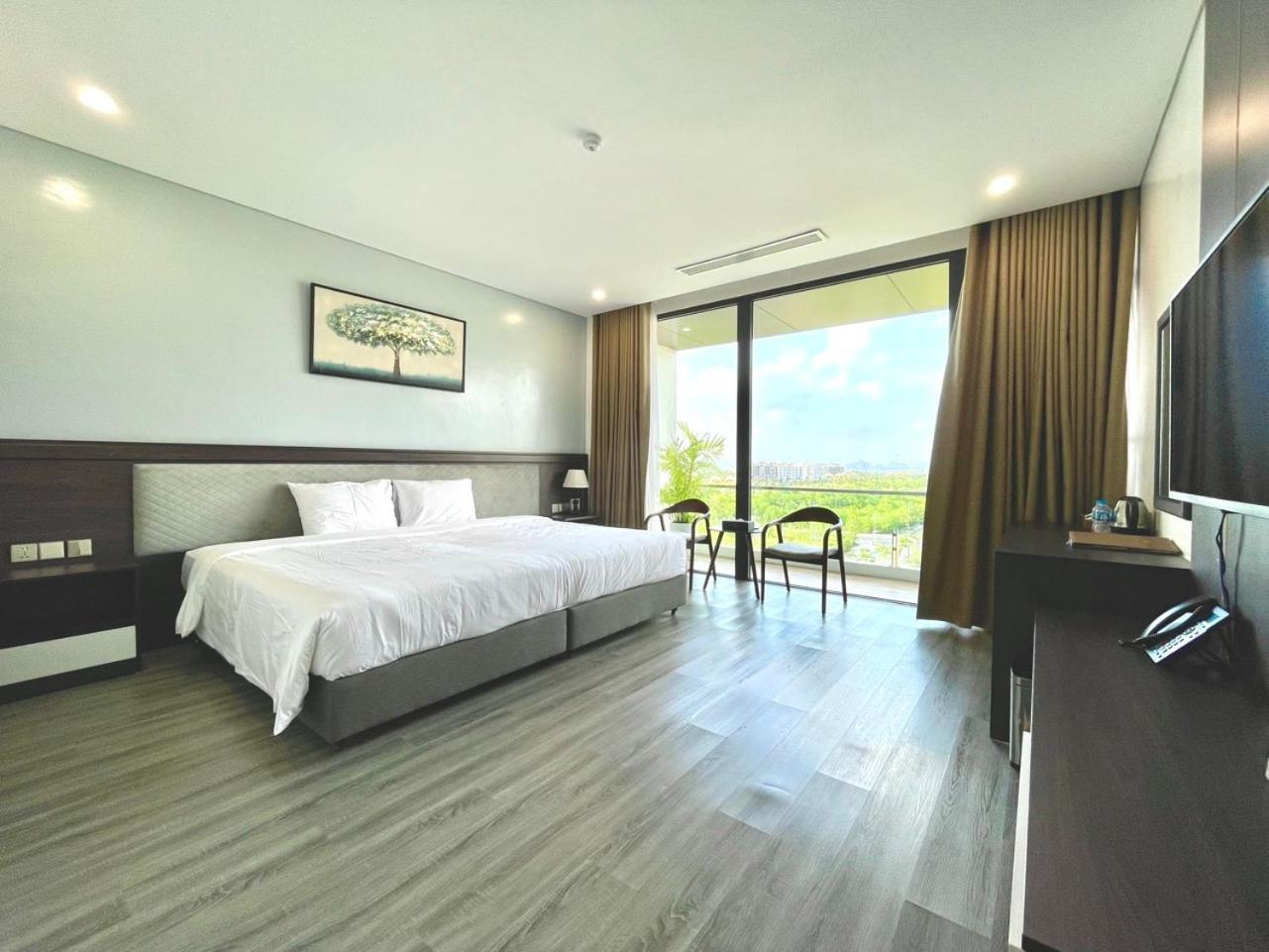 Diamond Hotel Vân Đồn Cam Pha Exterior foto